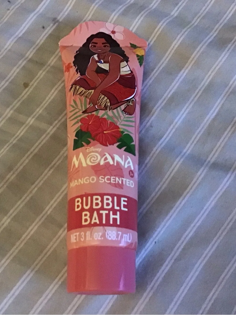 Moana Mango-Scented Bubble Bath & Body Scrub - Pink/Yellow